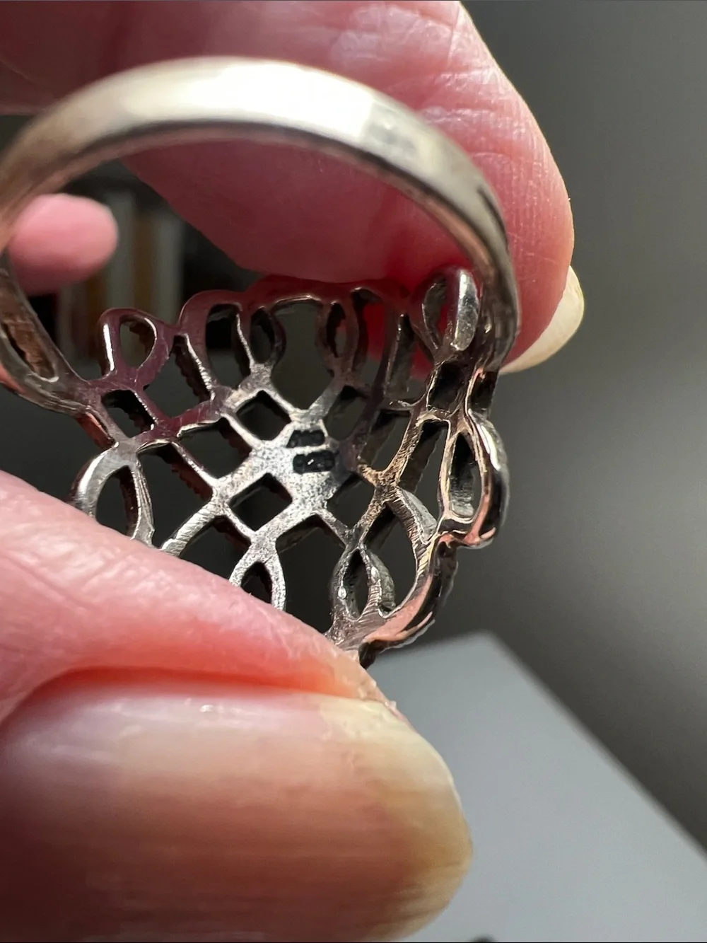 925 Sterling Silver airy openwork